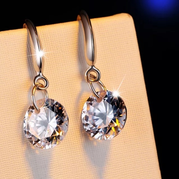 ¥ NEW S925 STERLING SILVER DIAMOND EARRINGS - Picture 5 of 5